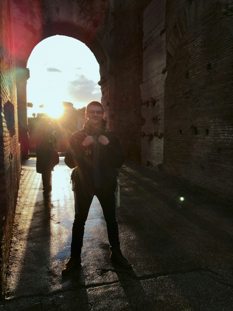 Beim Rundgang durchs Kolosseum