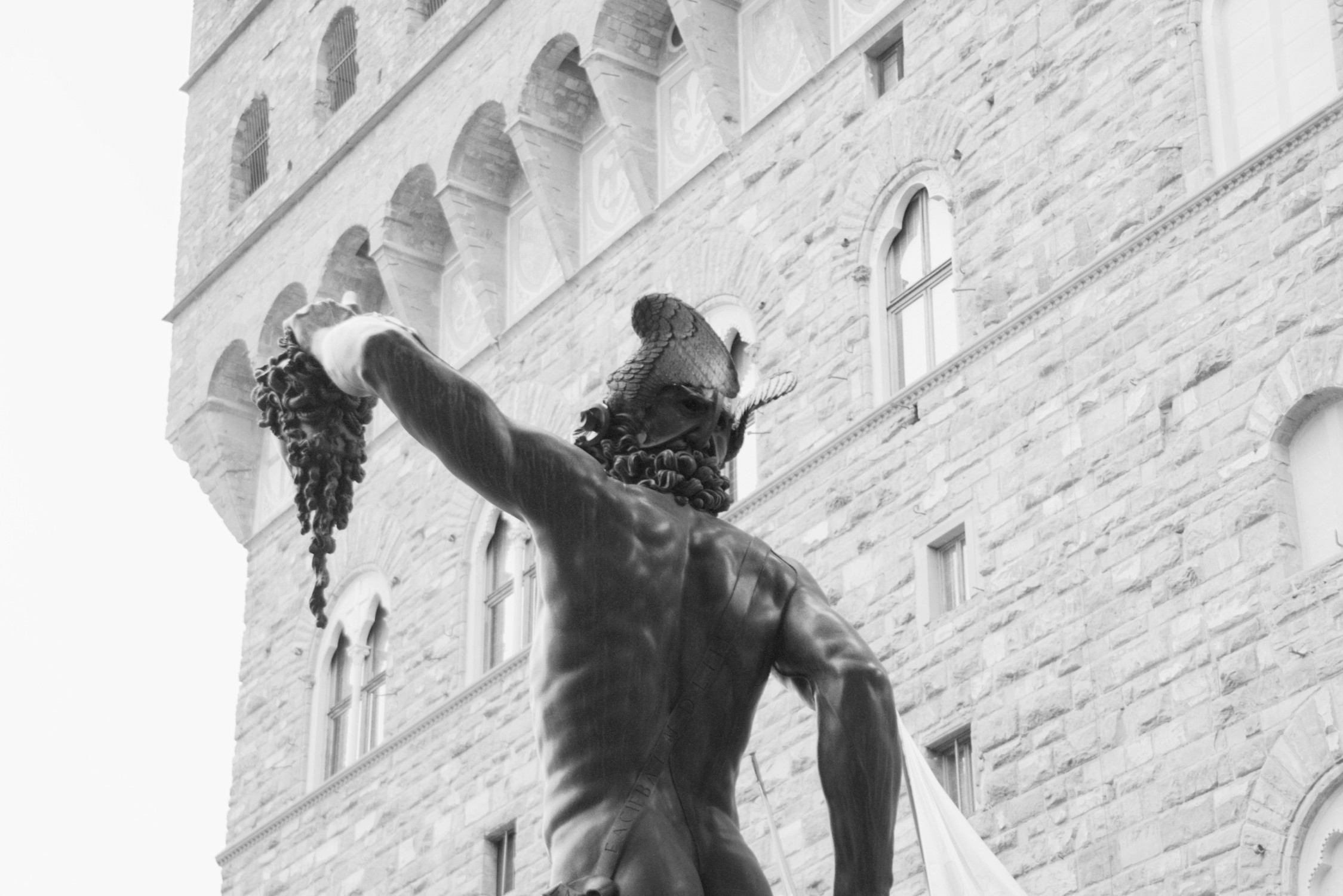 Das Gesicht von Cellini auf der Rückseite von Perseus Kopf